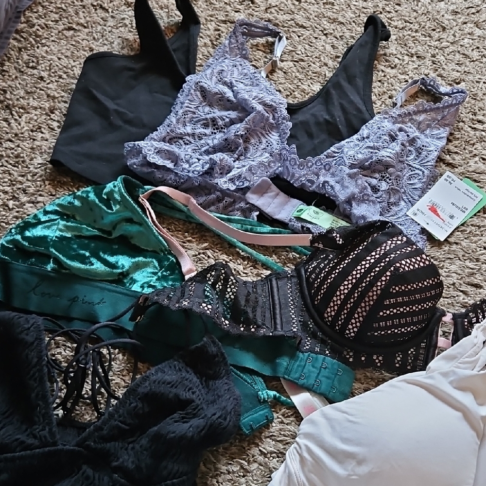 Bralette Bundle Of 6.   Medium/small